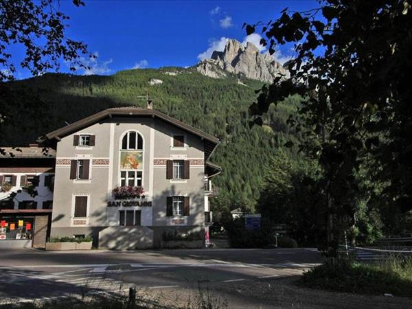 Hotel San Giovanni a Vigo di Fassa