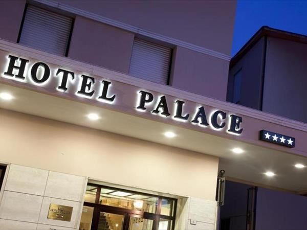 Palace Hotel a Civitanova Marche