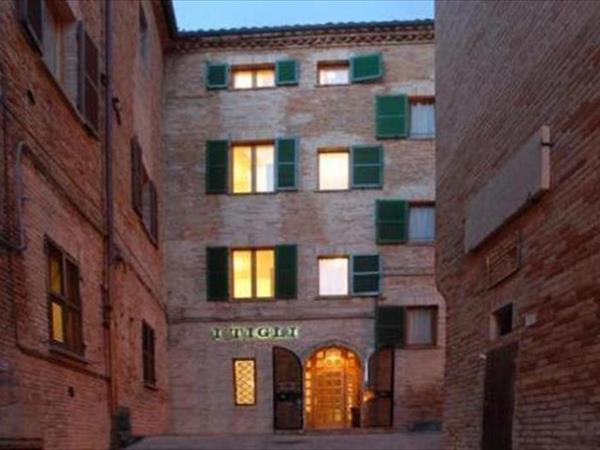 Hotel I Tigli albergo diffuso a Corinaldo