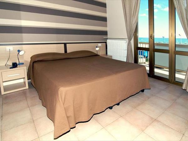 Hotel Velus a Civitanova Marche