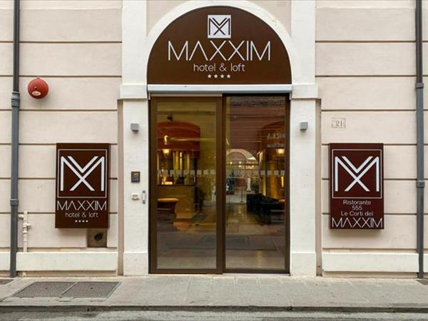 Maxxim Hotel a Ferrara