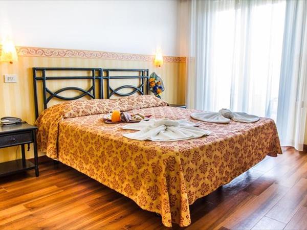 Hotel Consul - Family Hotel a Riccione