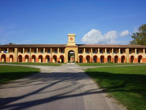 Casale La Sterpaia a Pisa