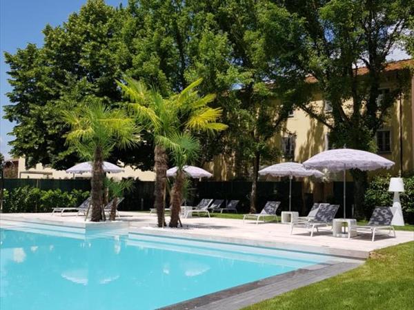 Hotel Hambros - Il Parco in Villa Banchieri a Lucca