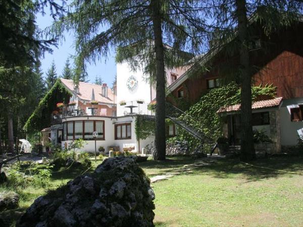 LH Albergo Il Paradiso a Pescasseroli