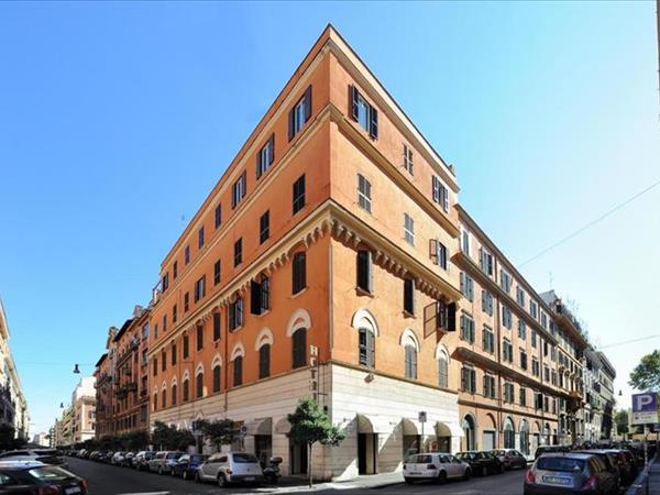 LH Hotel Lloyd Roma a Roma