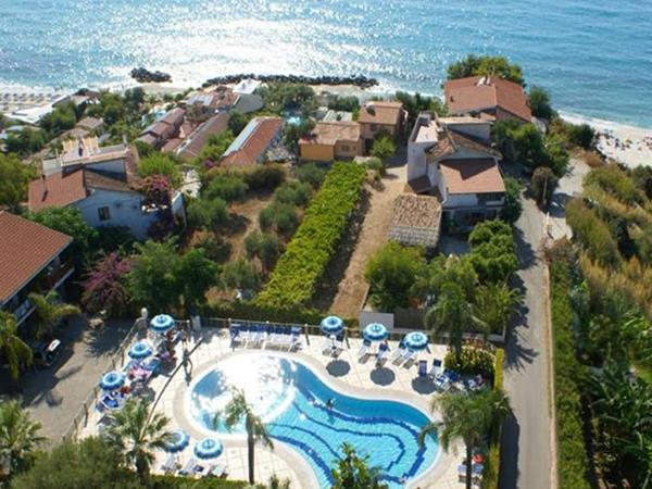 Tonicello Hotel Resort & SPA a Ricadi