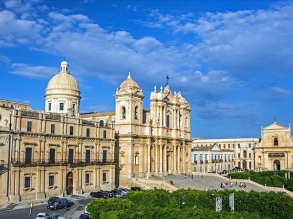 Landolina Palace Hotel a Noto