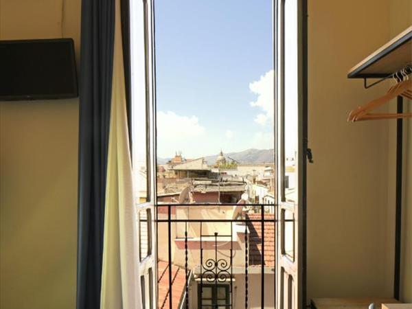 Hotel Roma 62 a Palermo