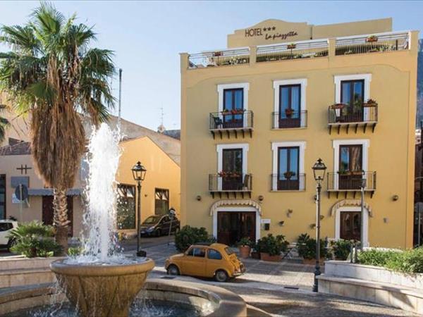 Hotel La Piazzetta a Castellammare del Golfo