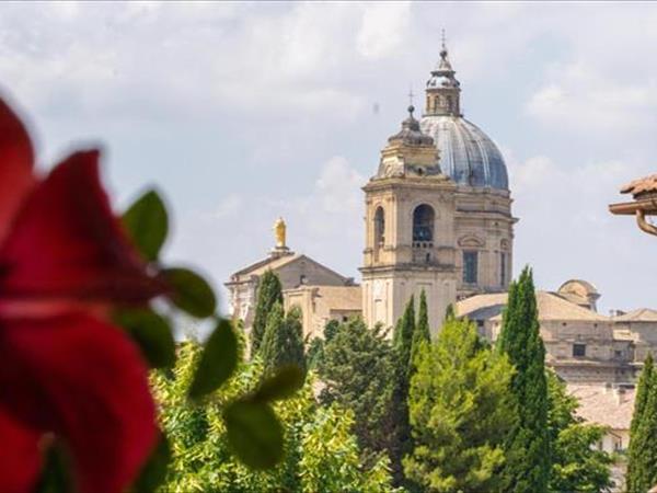 Hotel Mom Assisi a Assisi