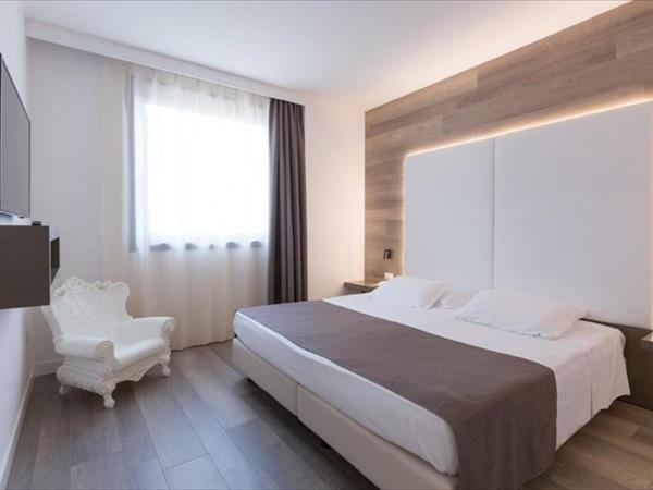 City Hotel & Suites a Foligno