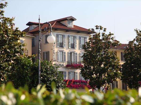 Intra Hotel a Verbania