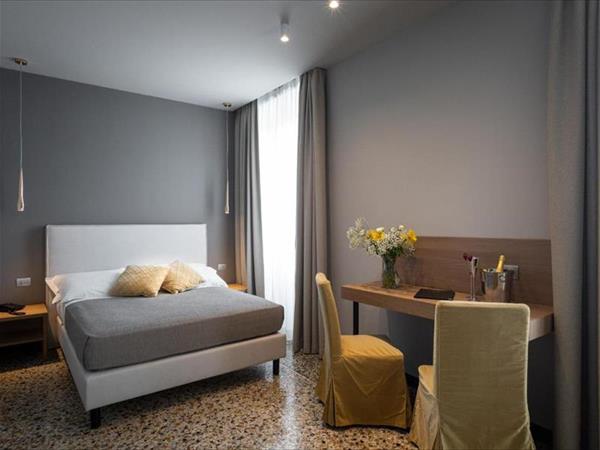 HNN Luxury Suites a Genova