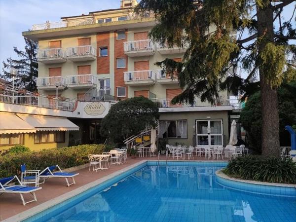 Hotel Bergamo Mare Mhotelsgroup a San Bartolomeo al Mare