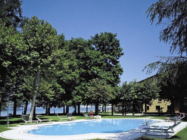 Hotel Lugana Parco Al Lago a Sirmione