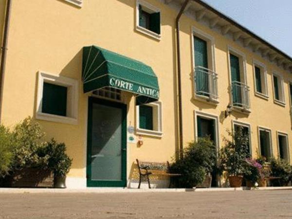 Albergo Corte Antica a Villafranca di Verona