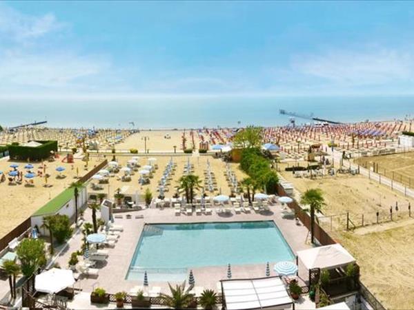 Hotel La Brezza frontemare a Jesolo