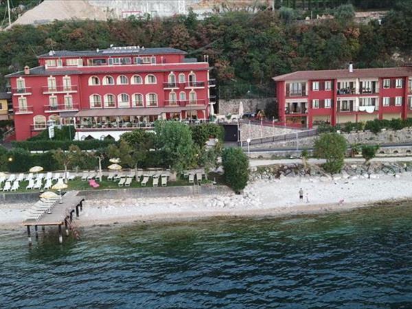 Hotel Merano a Brenzone sul Garda