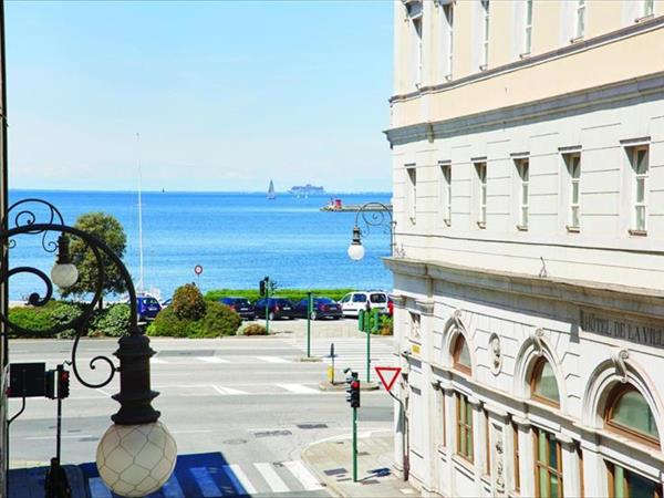 YouMe Design Place Hotel a Trieste