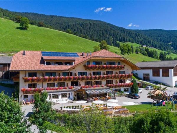 Hotel Schopfenhof a San Candido