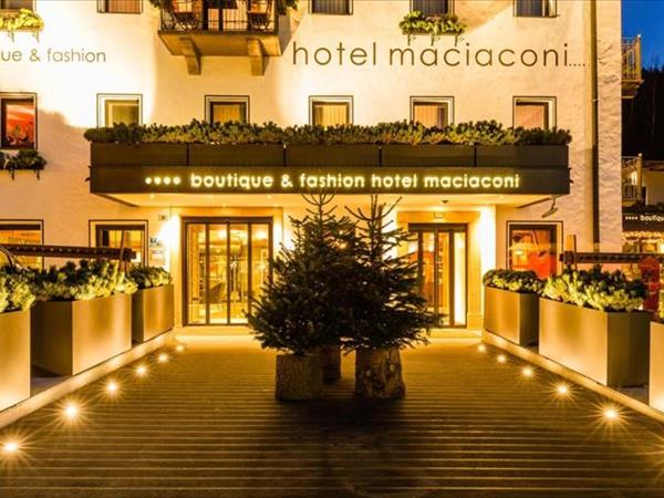 Boutique & Fashion Hotel Maciaconi - Gardenahotels a Santa Cristina in Val Gardena