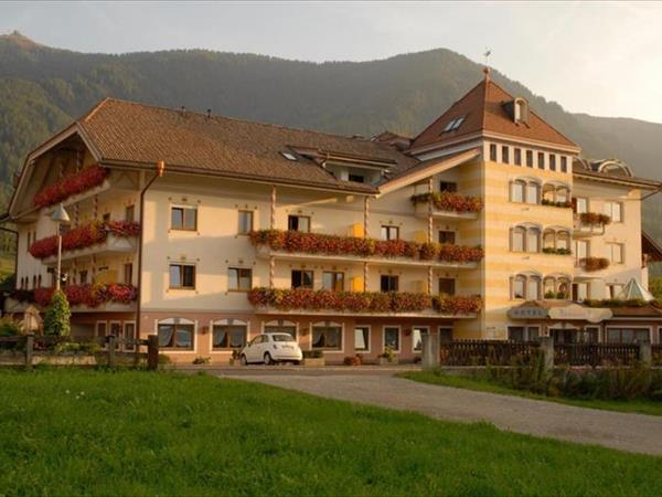 Hotel Reipertingerhof a Brunico