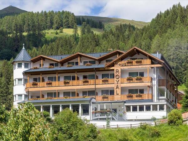 Hotel Royal und Ferienhaus Annabel a Sesto