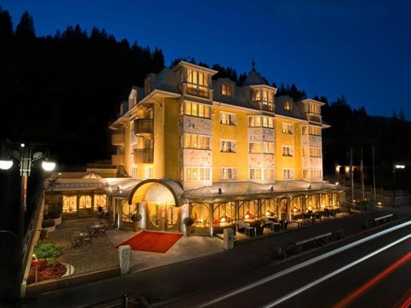 Alpen Suite Hotel a Pinzolo