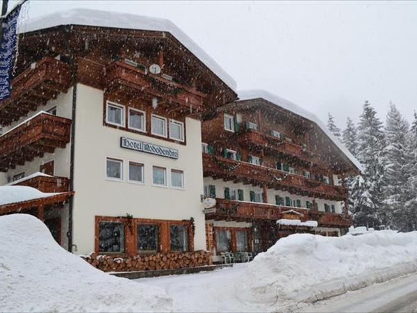 Hotel Rododendro Val di Fassa a Campitello di Fassa